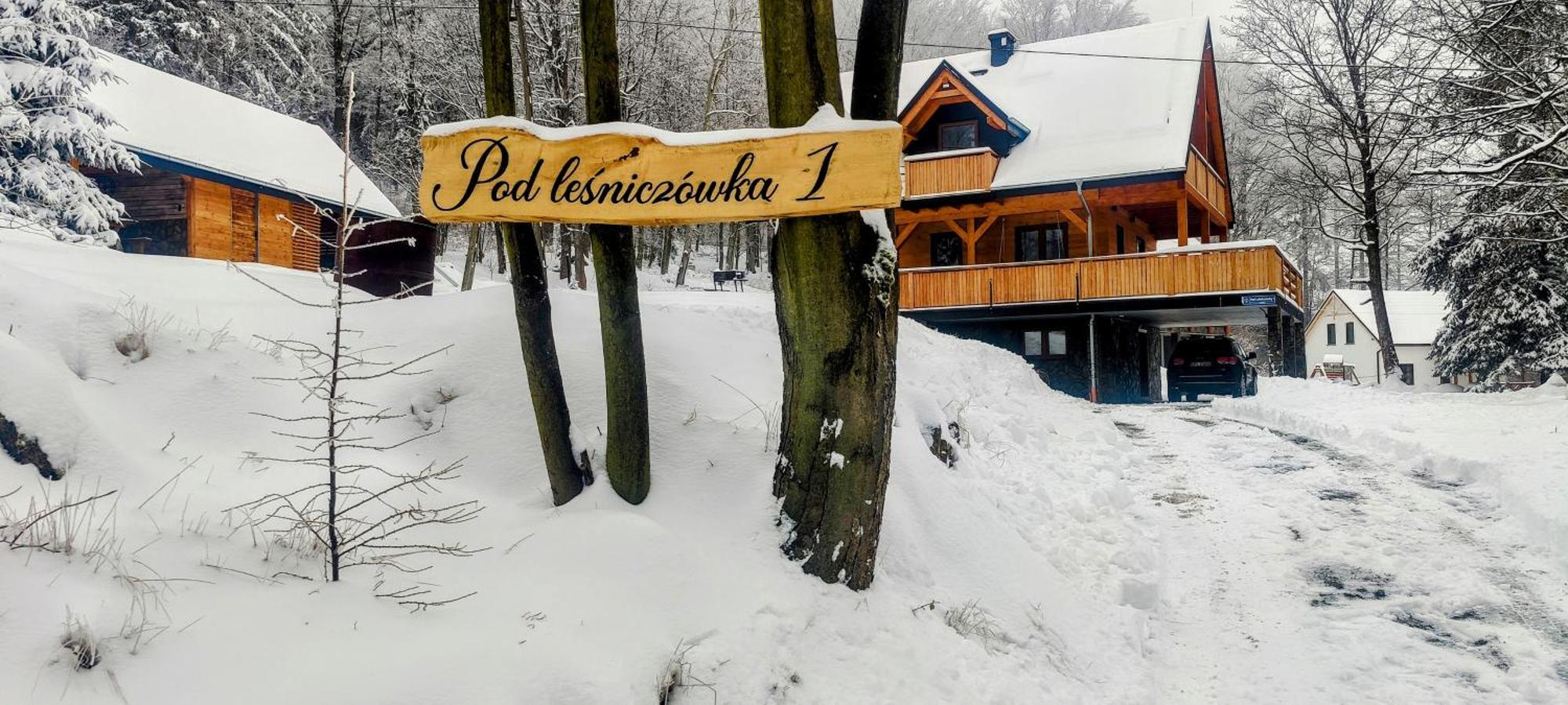 Dom Pod Lesniczowka Villa Zachelmie  Exterior photo